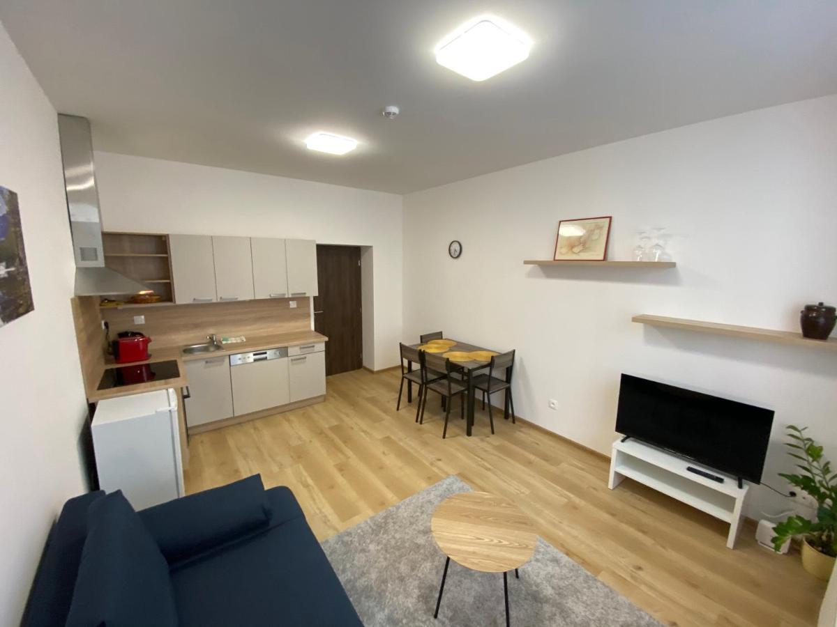 Apartment No. 34 *